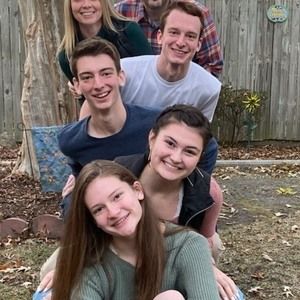 Meet your Posher, Sandi